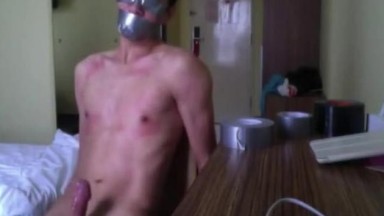 9 ragazzi eccentrici in azione BDSM amatoriale senza preservativo