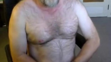 Papà Orso Mangia La Sua Sborra