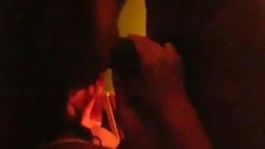 Trio interrazziale amatoriale asiatico con una BBC